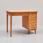 1054 8341 WRITING DESK